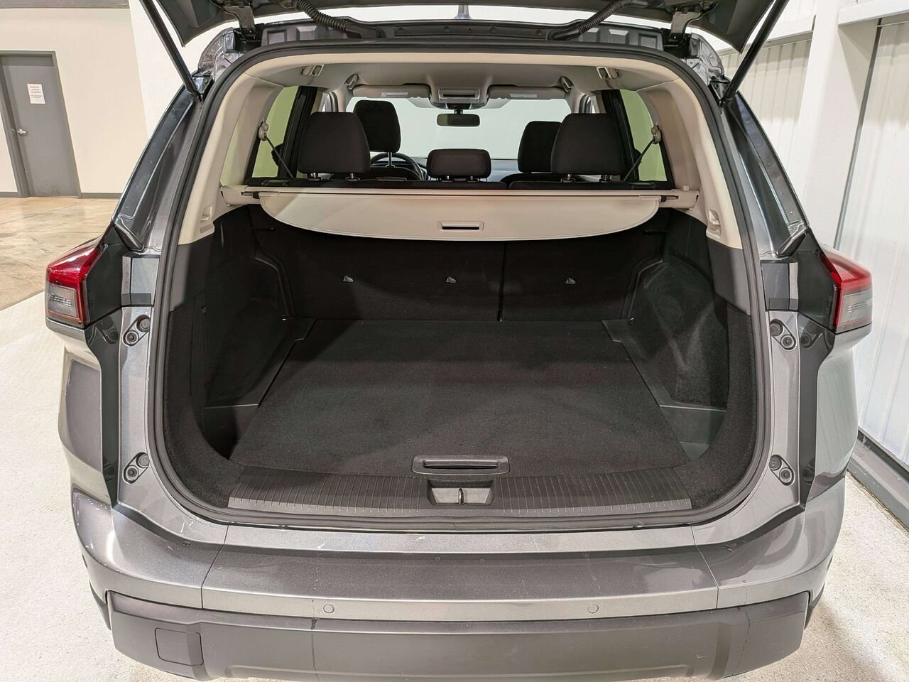 2024 Nissan Rogue AWD S Grey Val-David - photo #8