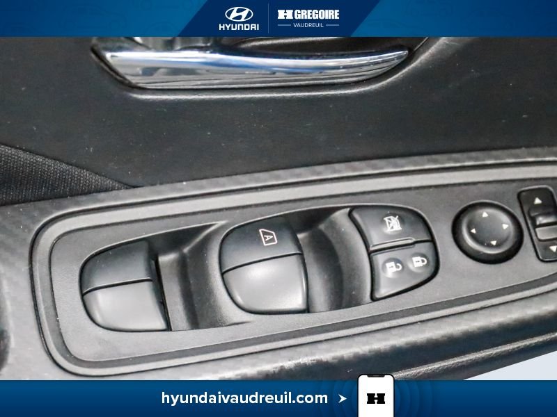 2021 Nissan Versa Blue Saint-Eustache - photo #16