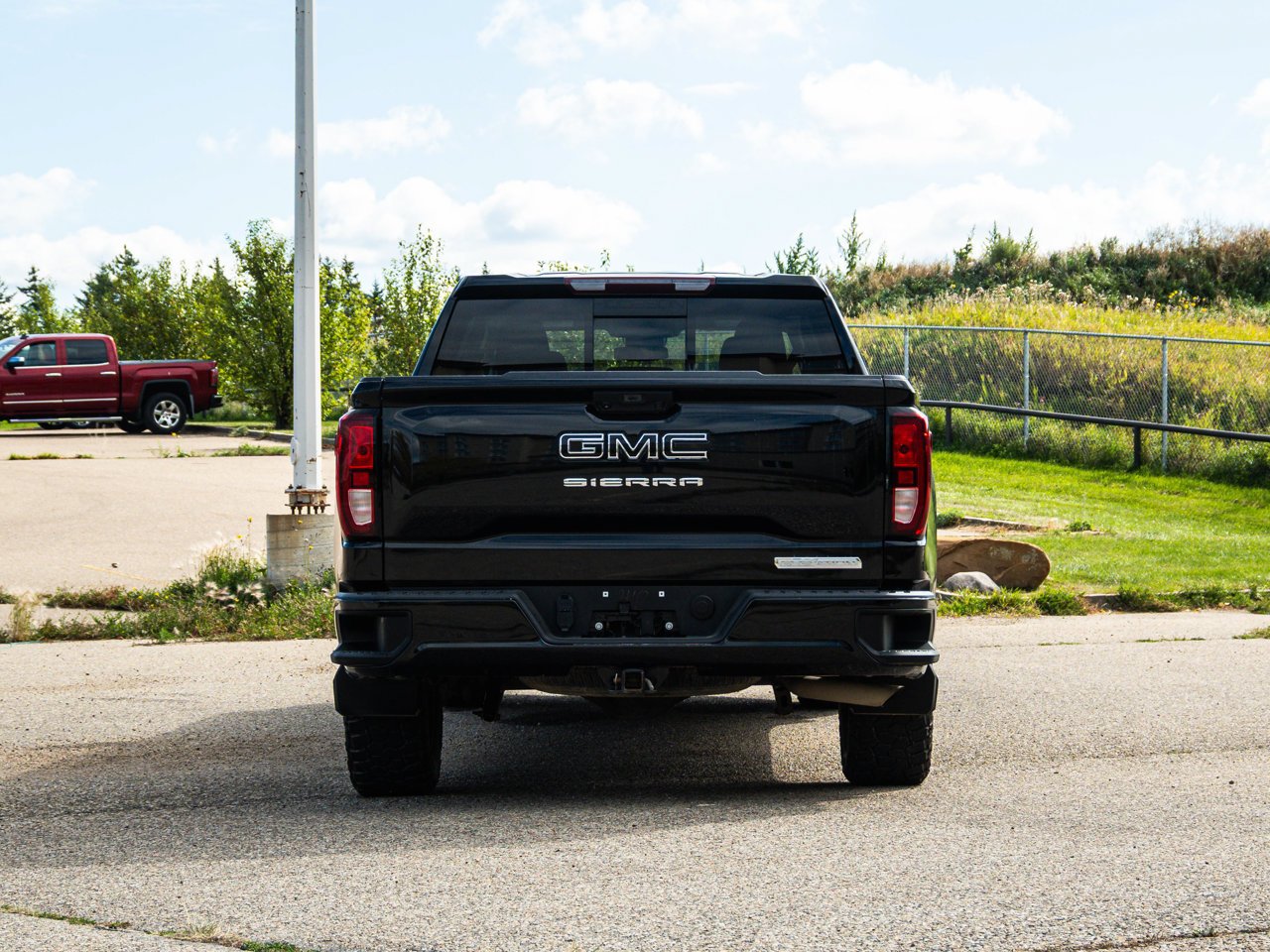 2024 GMC Sierra 1500 4WD Crew Cab 147 Elevation Black Sherwood Park - photo #12