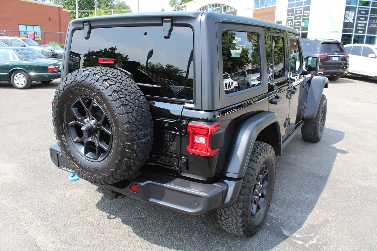 2024 Jeep Wrangler 4xe VIN: 1C4RJXN61RW131569 Black Sainte-Rose - photo #3