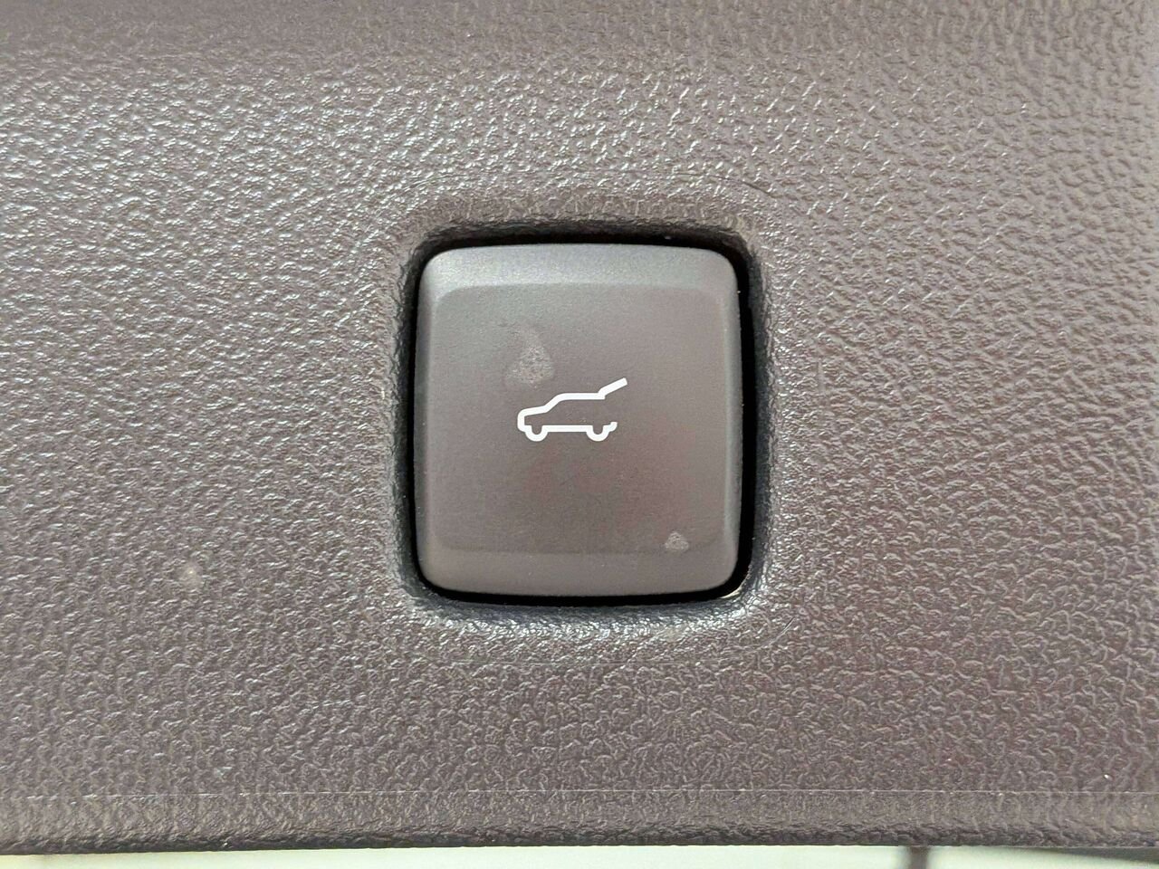 2025 Ford Escape PHEV FWD Grey Val-David - photo #9