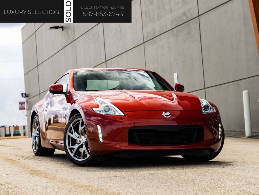 2014 Nissan 370Z Touring Red
