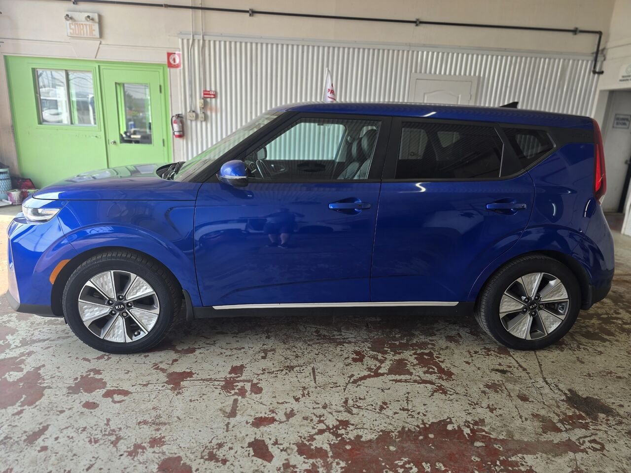 2020 Kia Soul EV  - photo #1