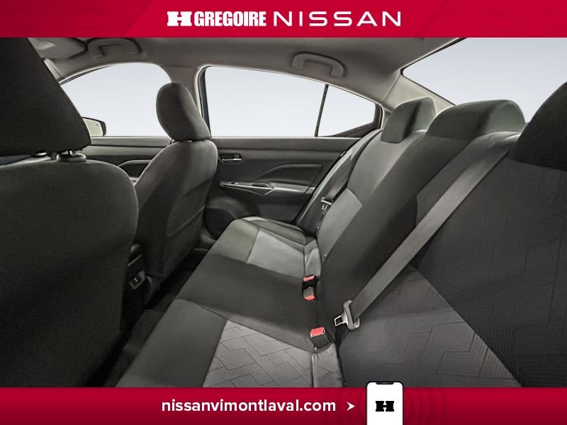 Nissan Versa 2024 Bleu Laval - photo #16