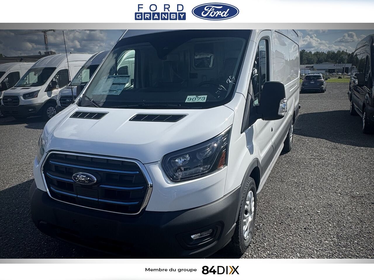 2025 Ford E-TRANSIT FOURGONNETTE UTILITAIRE White Granby - photo #0