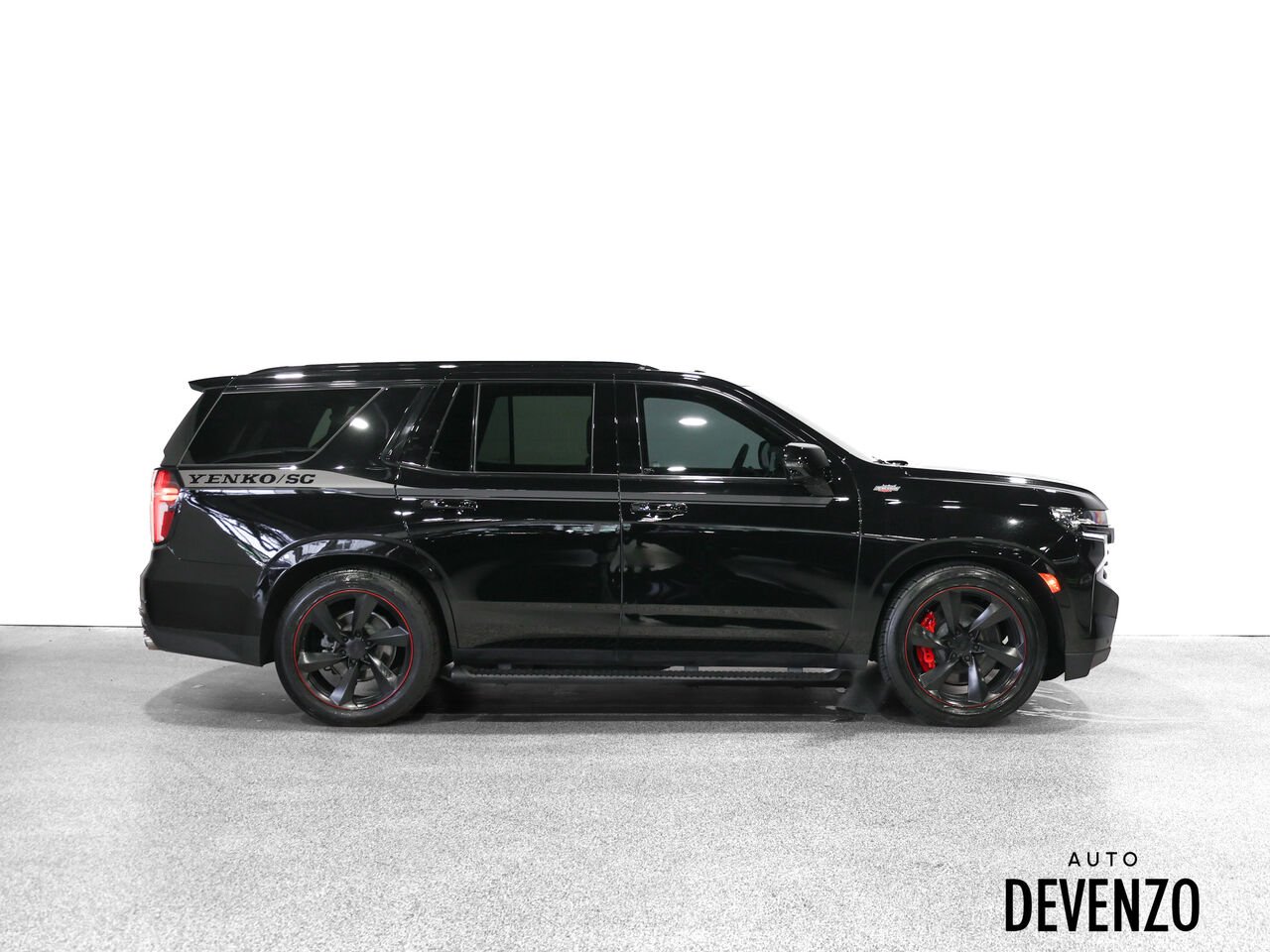 2024 Chevrolet Tahoe Black Saint-Eustache - photo #2