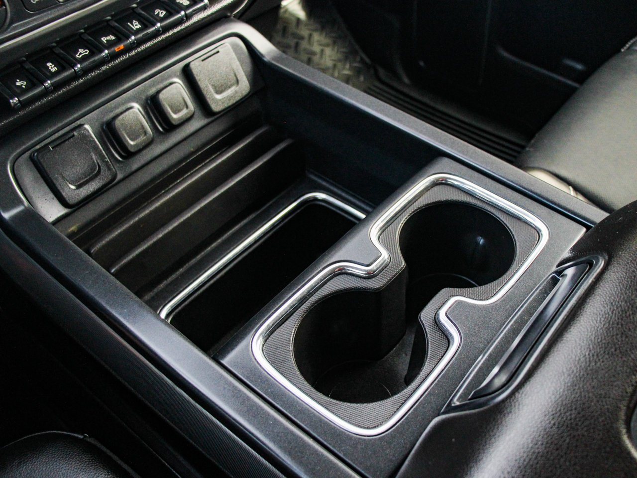 2019 Chevrolet Silverado 2500HD 4WD Crew Cab 153.7 LTZ Black Sherwood Park - photo #27