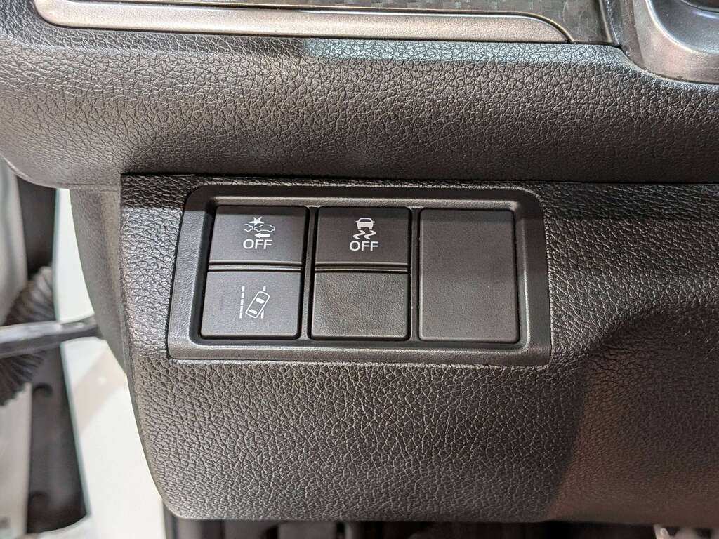 2019 Honda Civic Hatchback Sport Manual White Val-David - photo #31