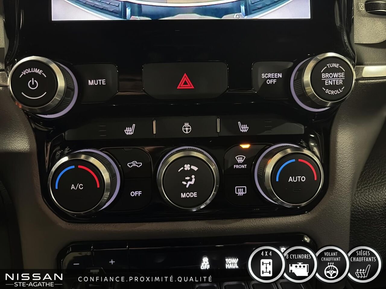 2020 Ram 1500 BIG HORN QUAD CAB 4X4 | V8 HEMI ETORQUE | APPLE CARPLAY | ATTELAGE DE REMORQUAGE White Saint-Jérôme - photo #21