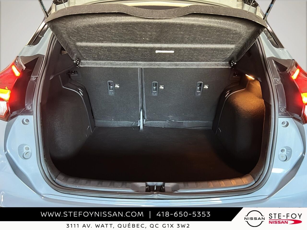 2024 Nissan Kicks SR Grey Ste-Foy - photo #5