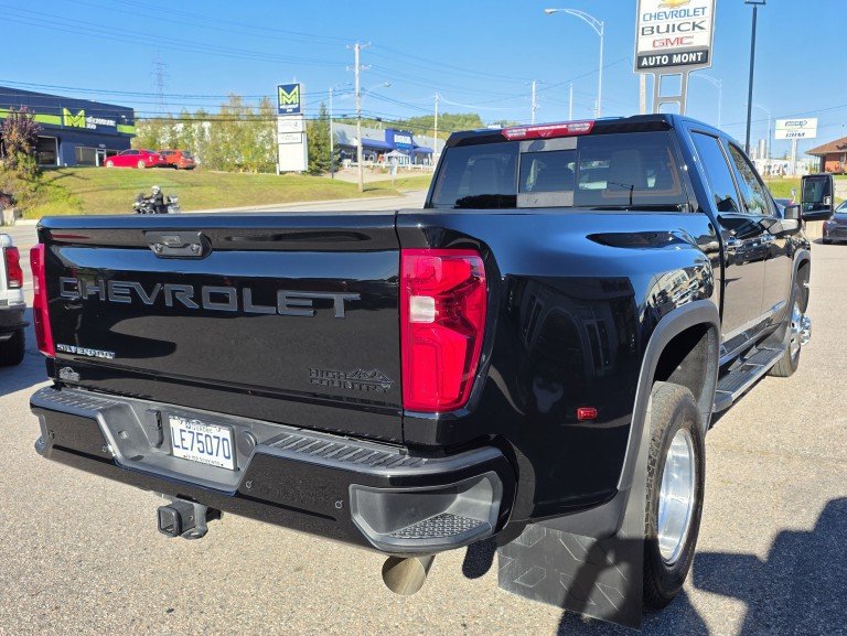 CHEVROLET Silverado 3500HD K3500 SILVERADO CREW CAB HIGH COUNTRY L/BOX DURAMAX DRW (3LZ) 2026 Noir