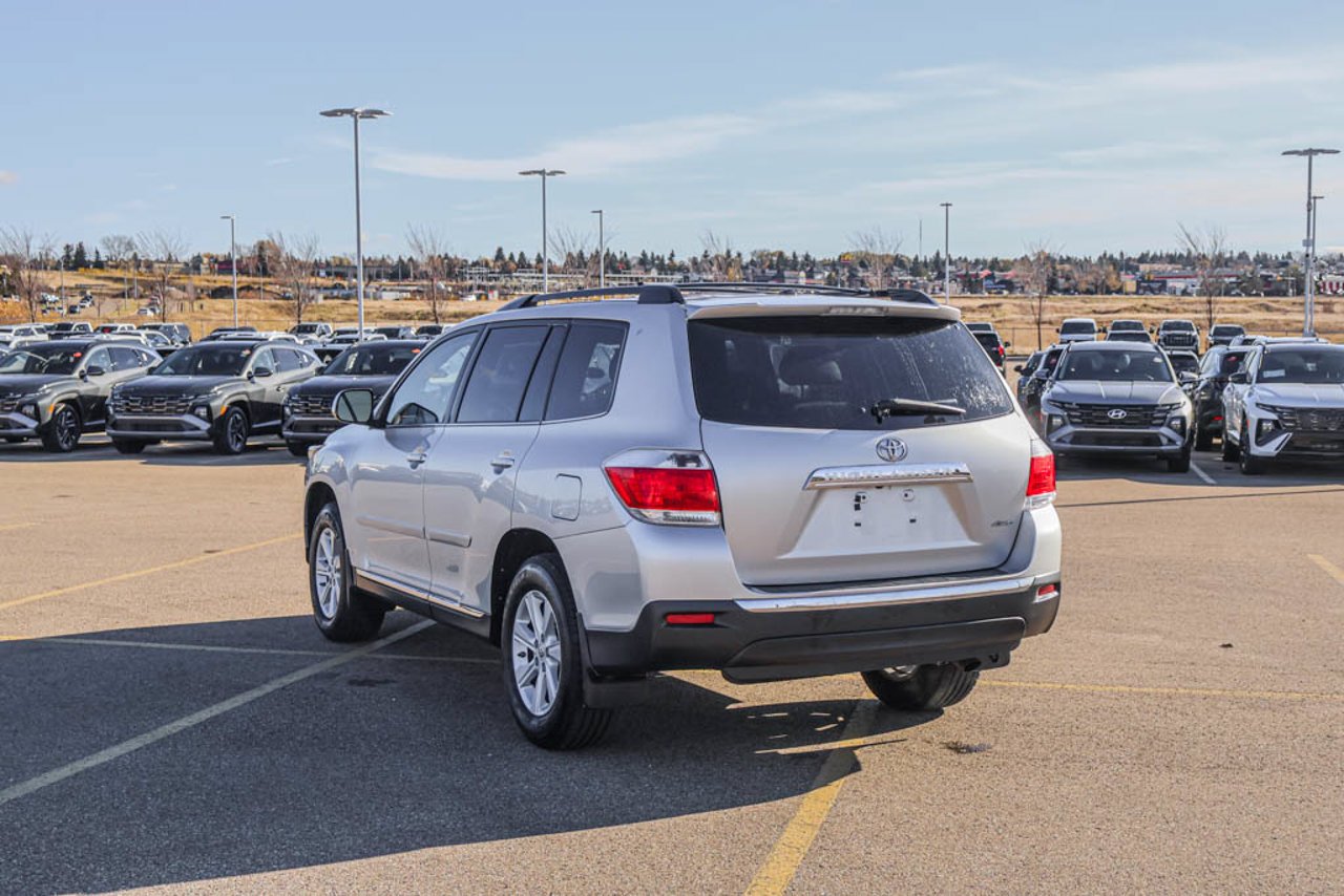 2012 Toyota Highlander 4WD 4dr Grey Sherwood Park - photo #5