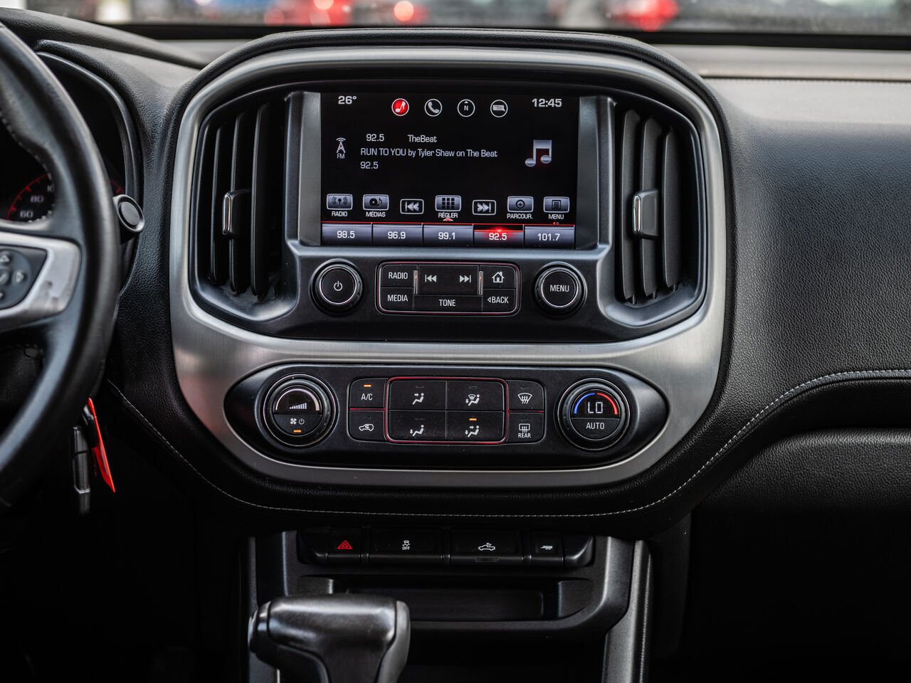 2016 GMC Canyon Red Sainte-Julienne - photo #24