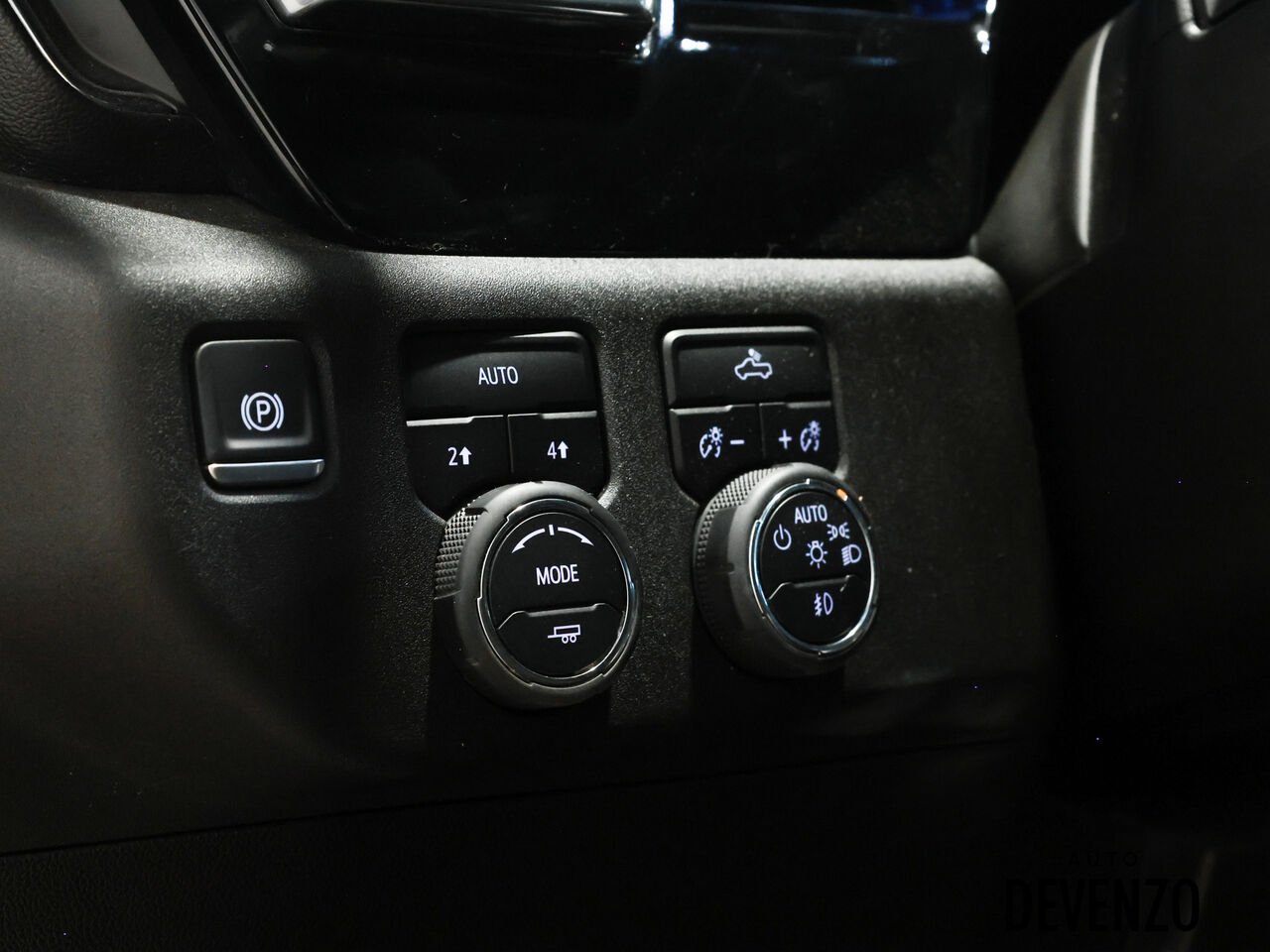 2024 Chevrolet Silverado 1500 White Saint-Eustache - photo #12