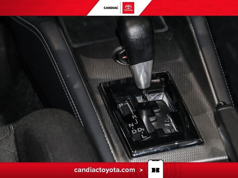 2022 Mitsubishi RVR White Saint-Eustache - photo #27