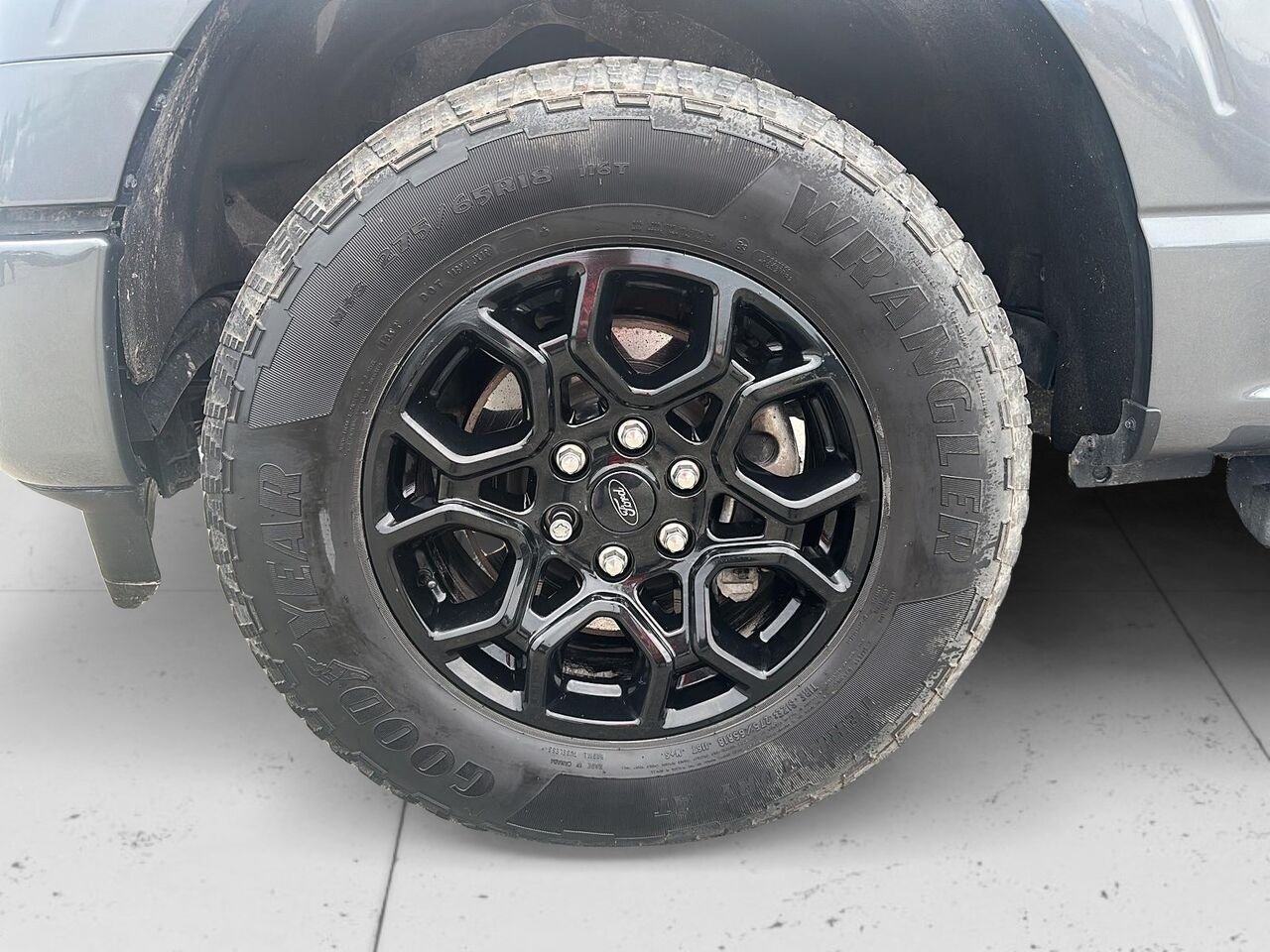 2024 Ford F-150 Grey Rouyn-Noranda - photo #6