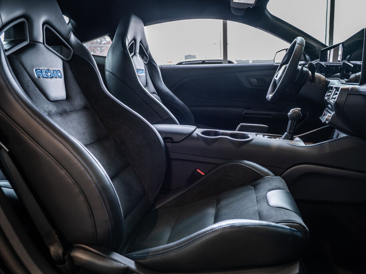 Ford Mustang 2026 Noir ombre Sainte-Julienne - photo #22