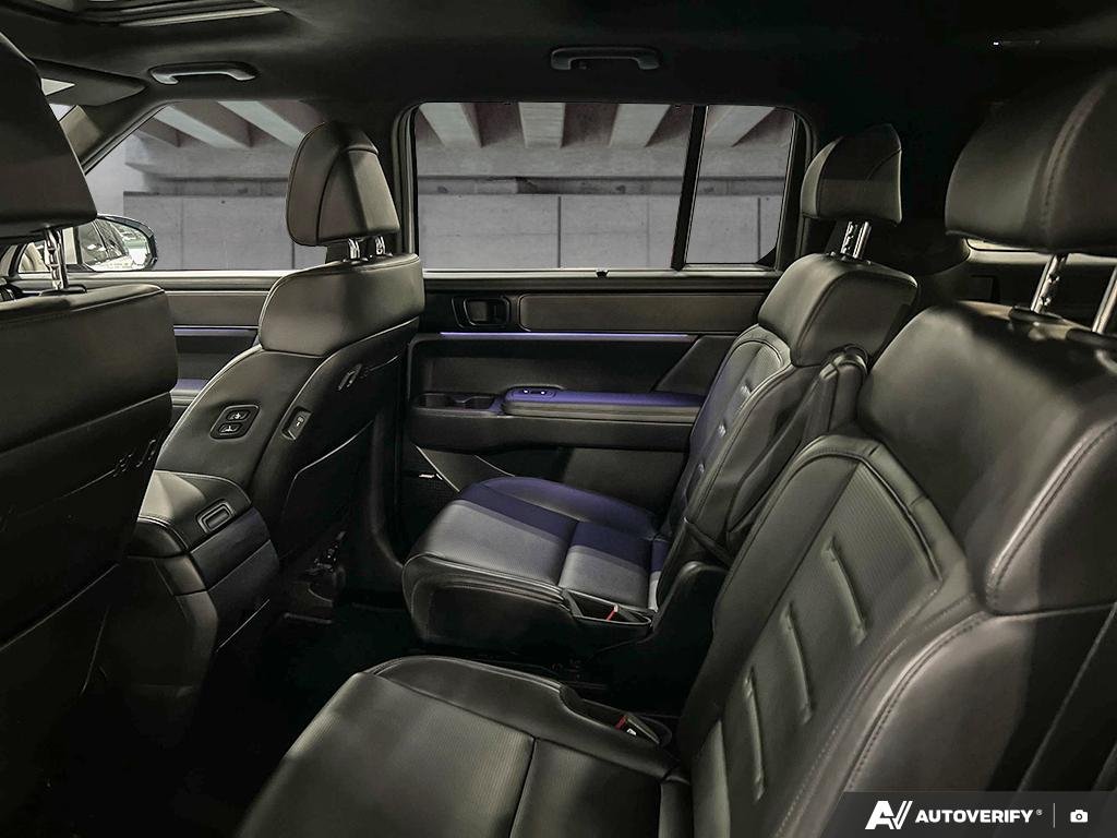 2025 Hyundai Santa Fe 2600724A | Ultimate Calligraphy White Edmonton - photo #22