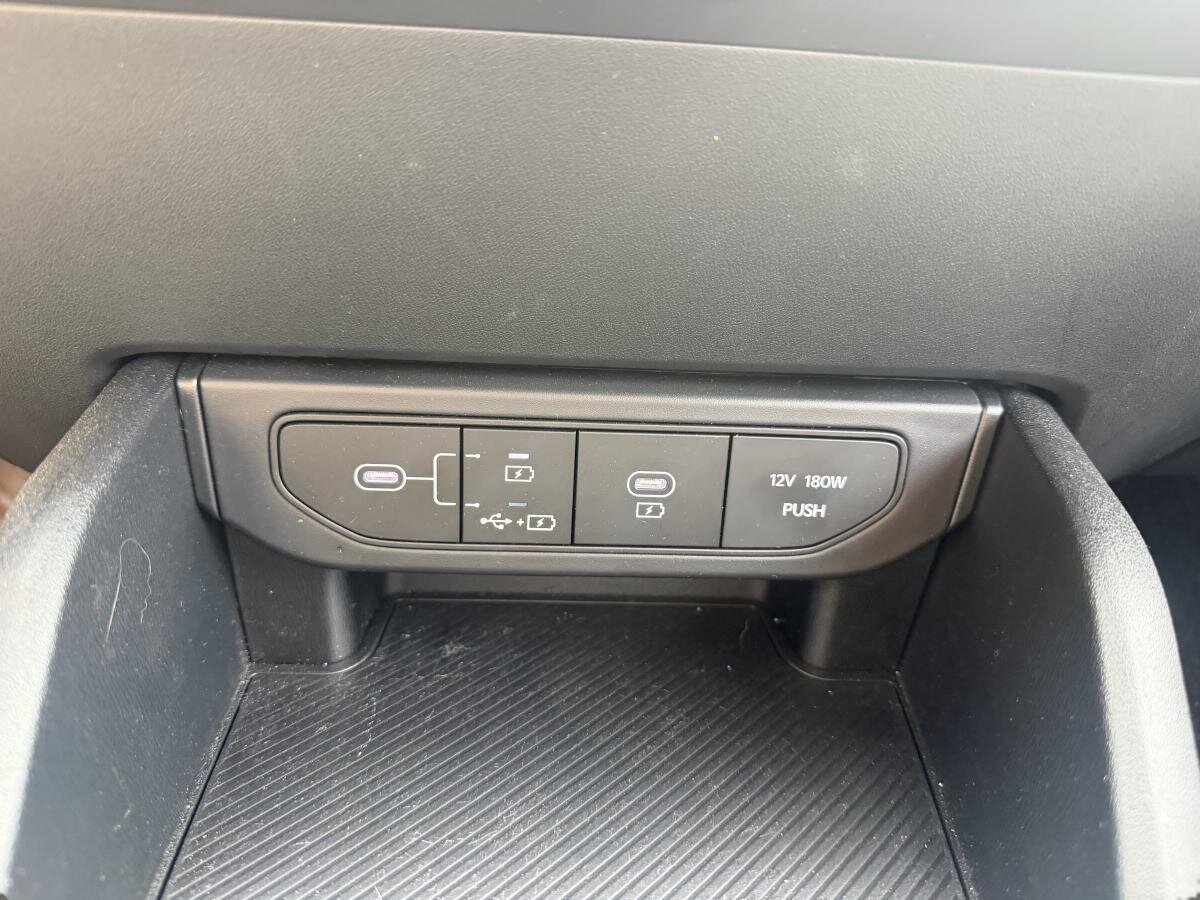 2025 Kia K4 Red  - photo #14
