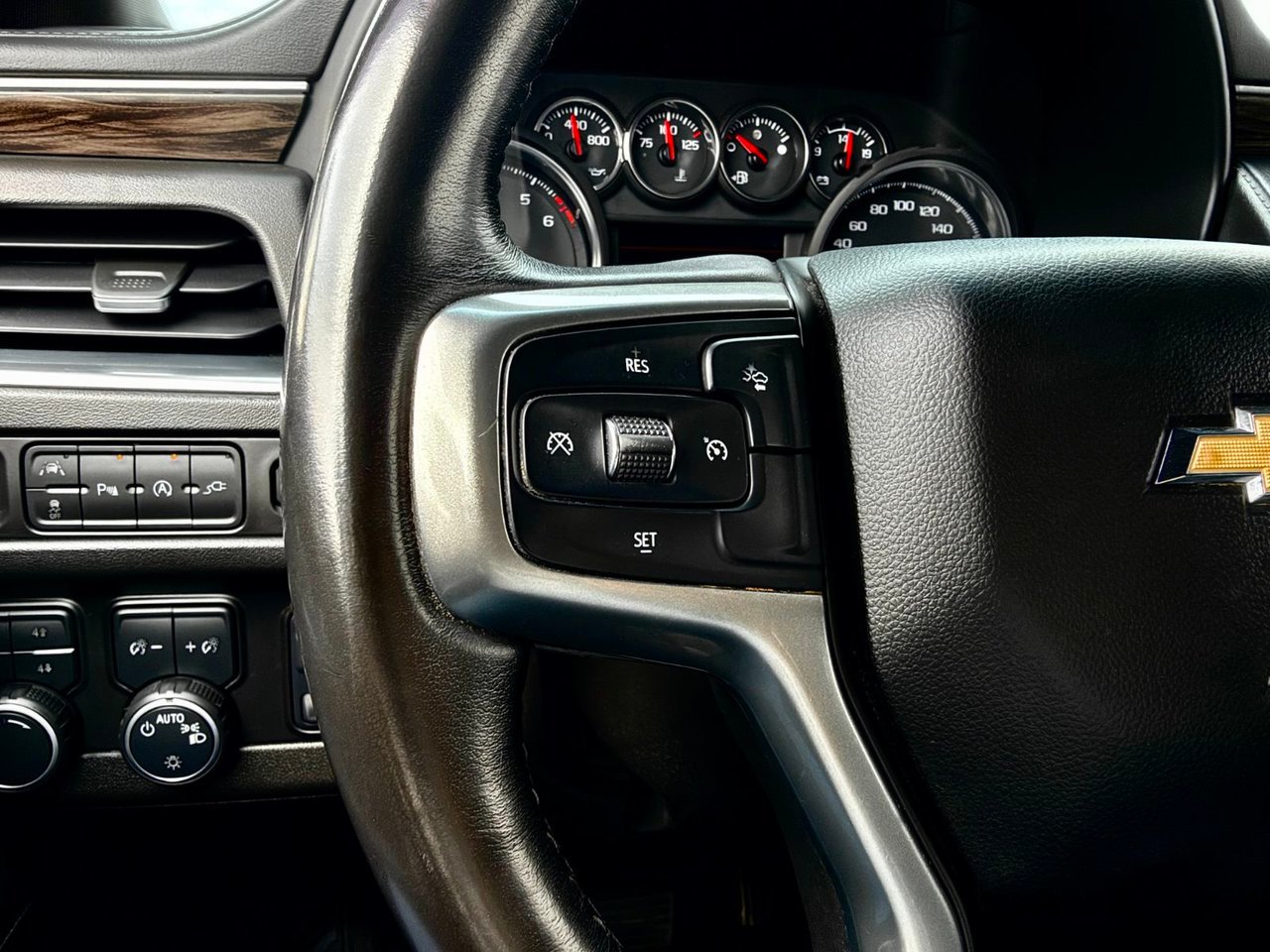 Chevrolet Tahoe 2021 Blanc Notre-Dame-des-Prairies - photo #22