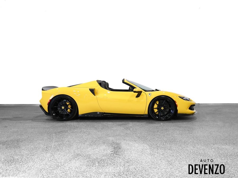 2024 Ferrari 296 GTS 2024 Yellow