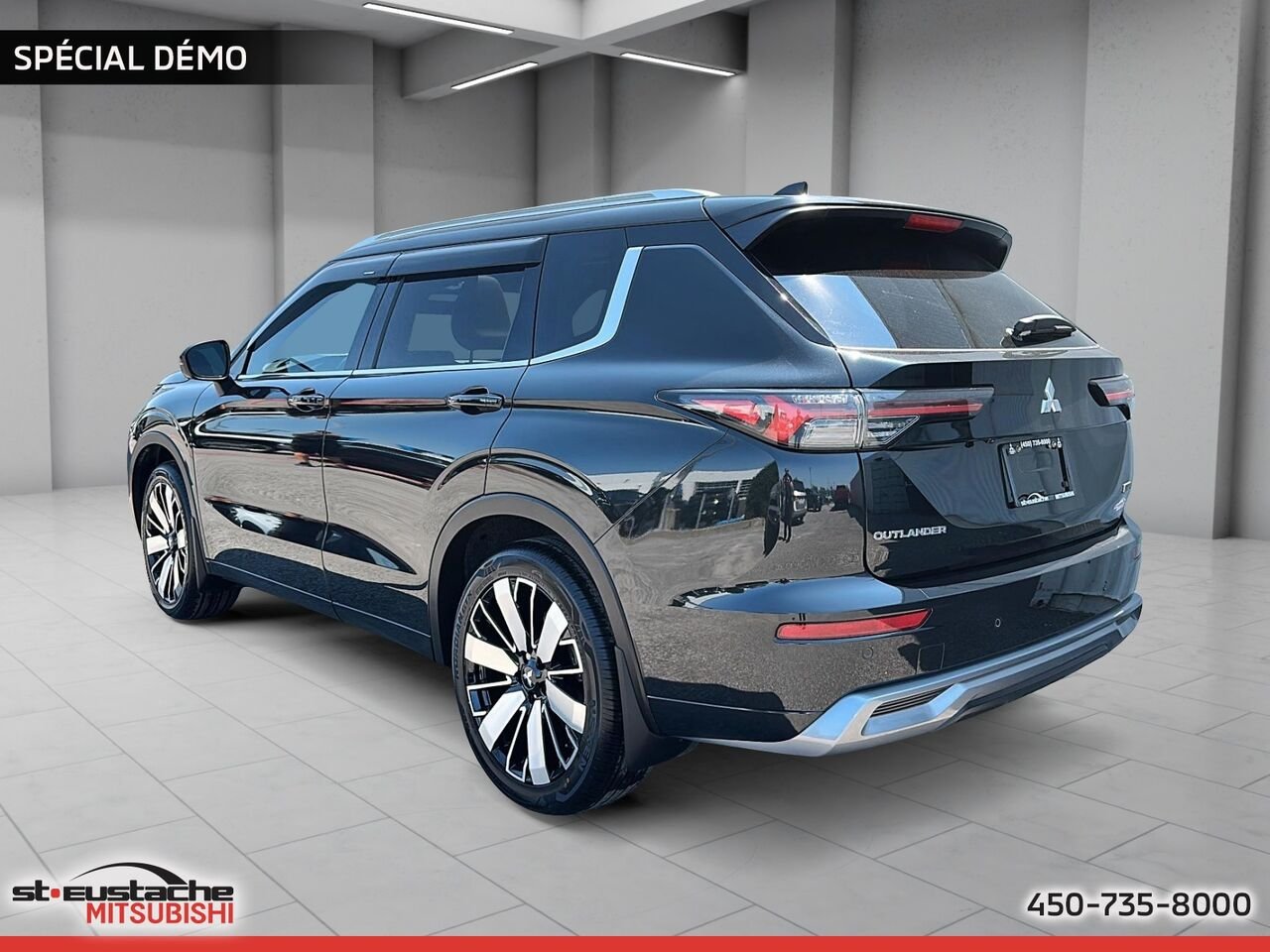 Mitsubishi Outlander 2026 Diamant noir Saint-Eustache - photo #3