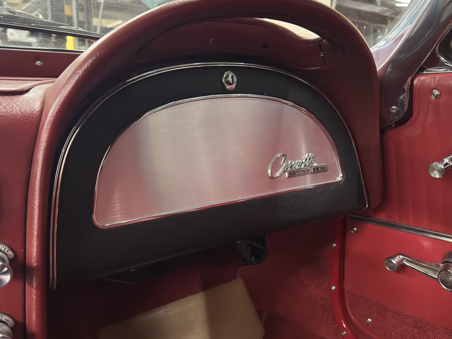 Chevrolet Corvette 1964 Rouge