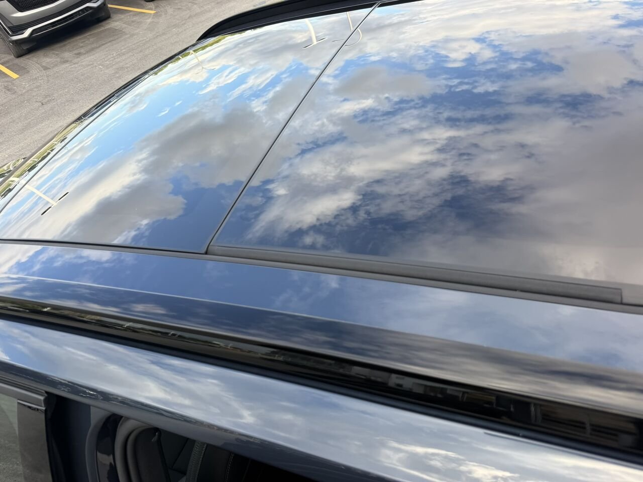 2026 Volvo EX40 PLUS DUAL MOTOR Blue Laval - photo #16