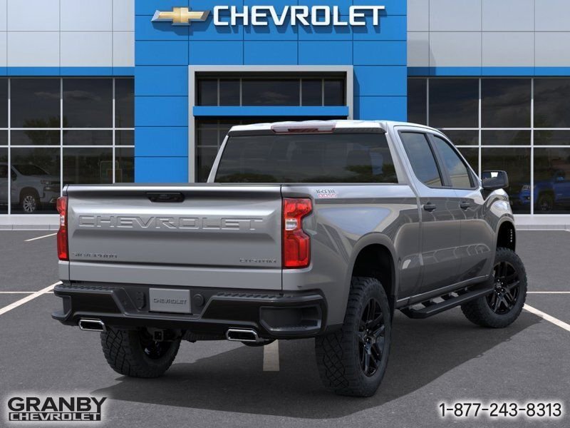 CHEVROLET Silverado 1500 K1500 SILVERADO CREW CAB CUSTOM TRAIL BOSS STD/BOX (2CX) | E26-0817 2026 Gris sterling métallisé Granby - photo #3