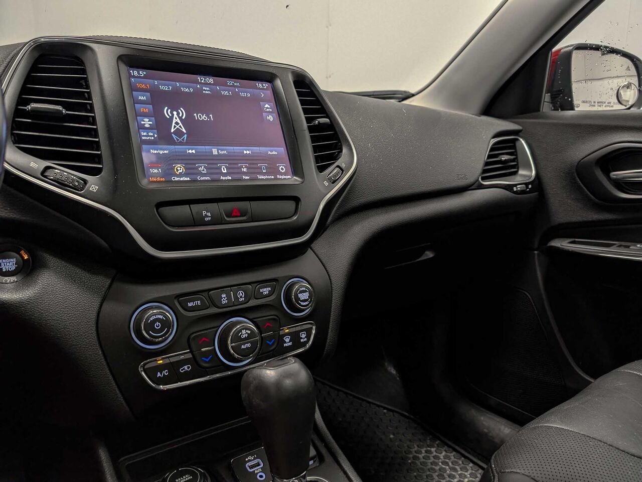 Jeep CHEROKEE 4x4 Altitude 8 Pneus Cuir Toit Pano 2021 Autre Sherbrooke - photo #6