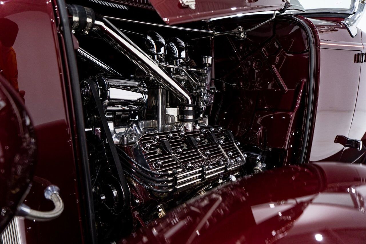 Ford Highboy Lobeck creation spectacular presentation **PRICE IN USD** 1932 Rouge Montréal - photo #46