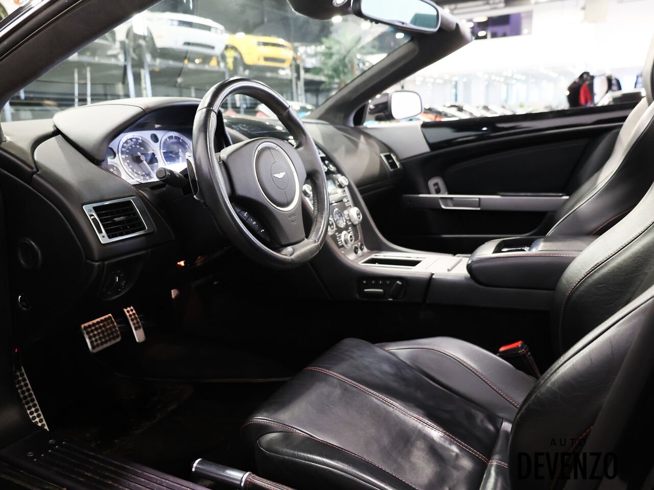 2009 Aston Martin DB9 Black Saint-Eustache - photo #12