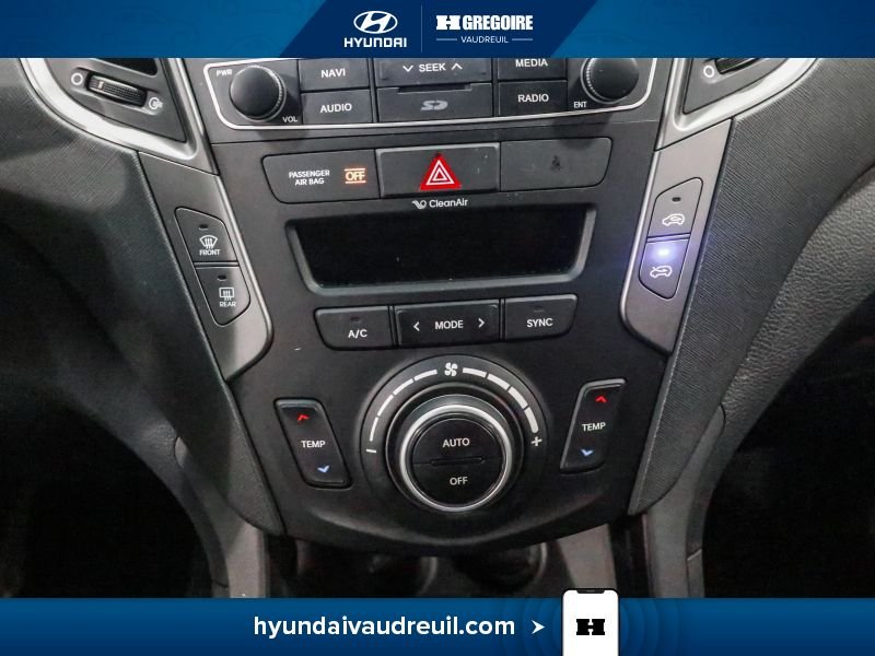 2017 Hyundai Santa Fe Grey Laval - photo #27