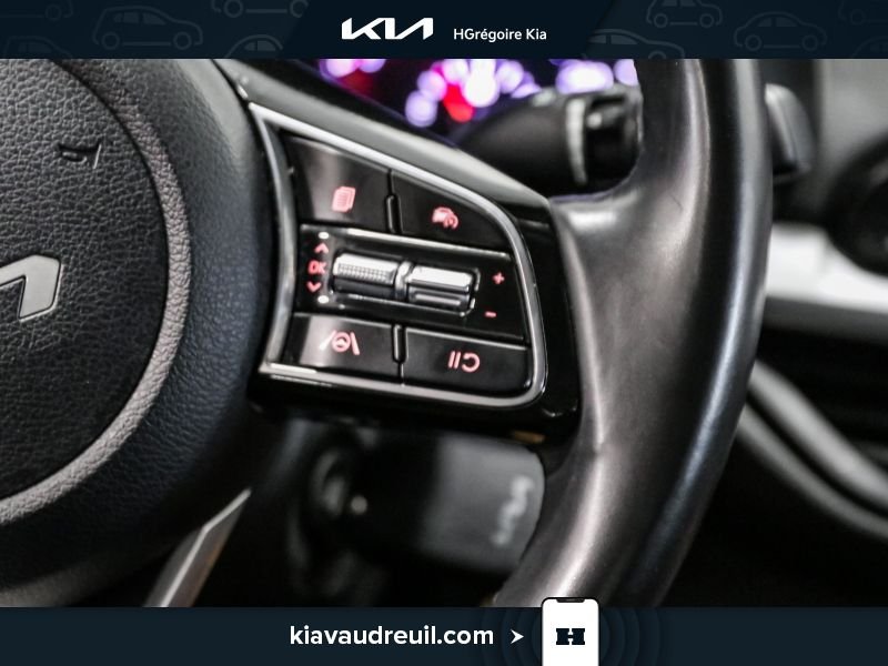2023 Kia Forte Grey Laval - photo #14
