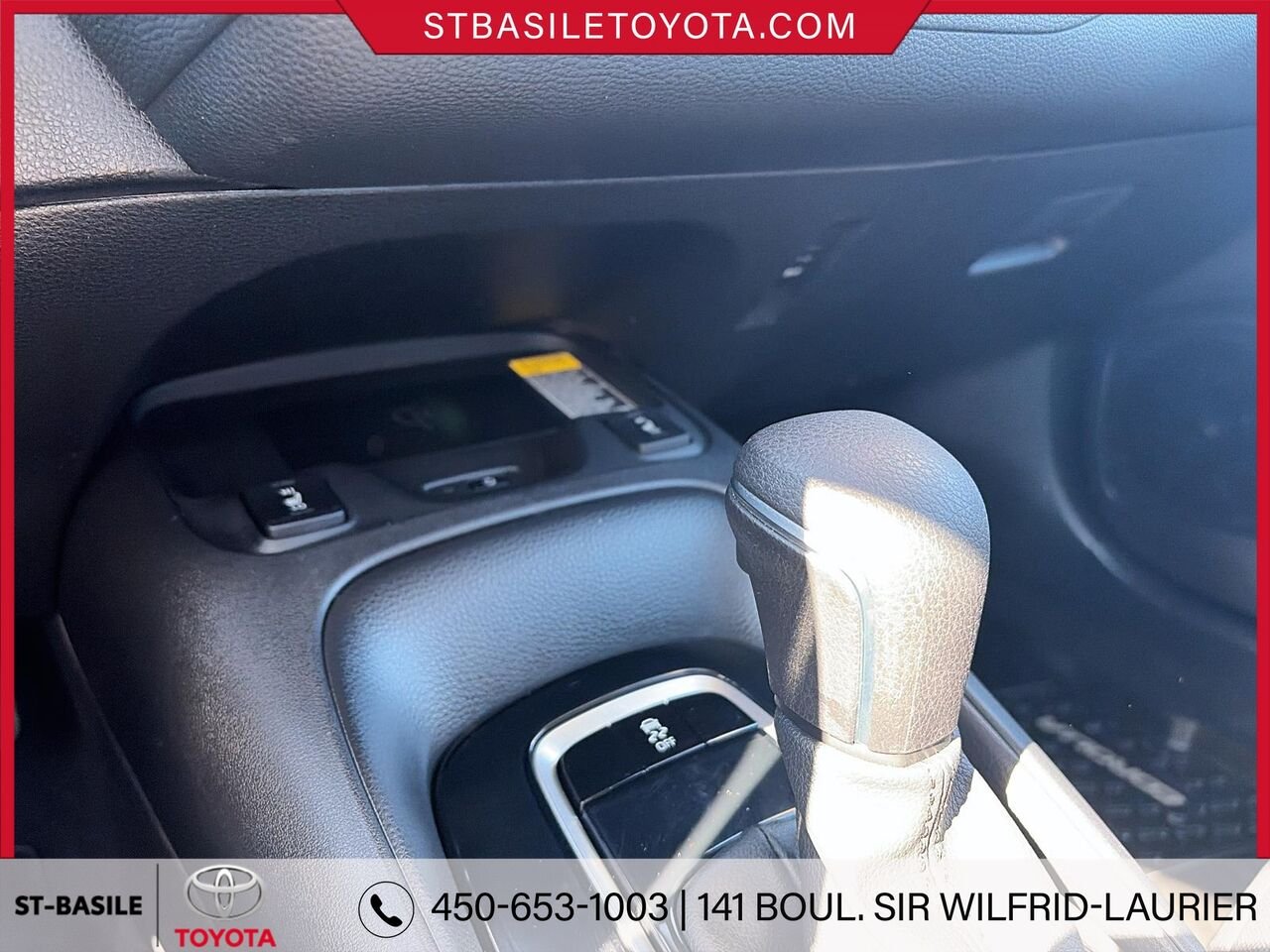 TOYOTA COROLLA 2023 Blanc Saint-Basile-le-Grand - photo #17