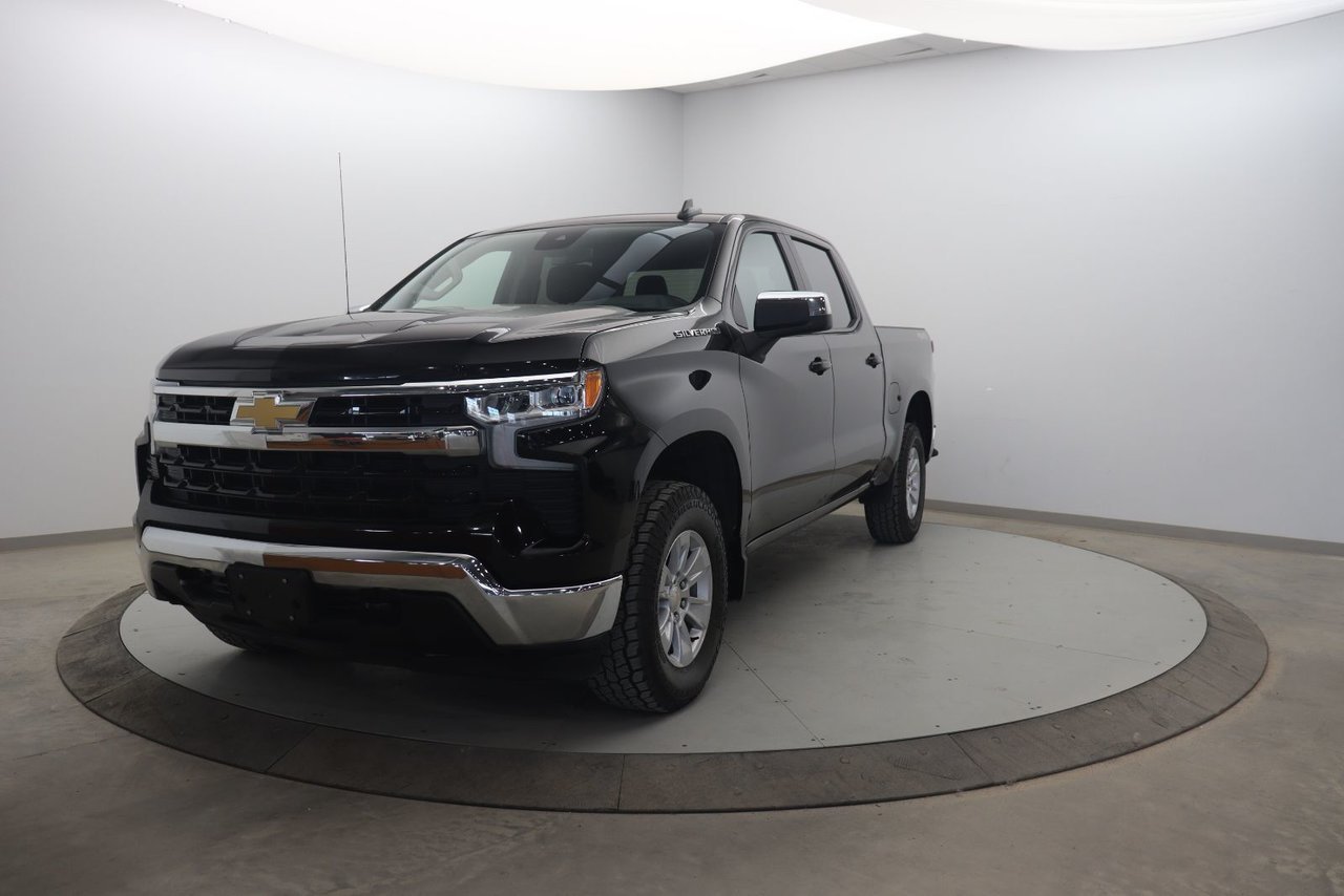 2025 Chevrolet Silverado 1500 LT Black Baie-Comeau - photo #0