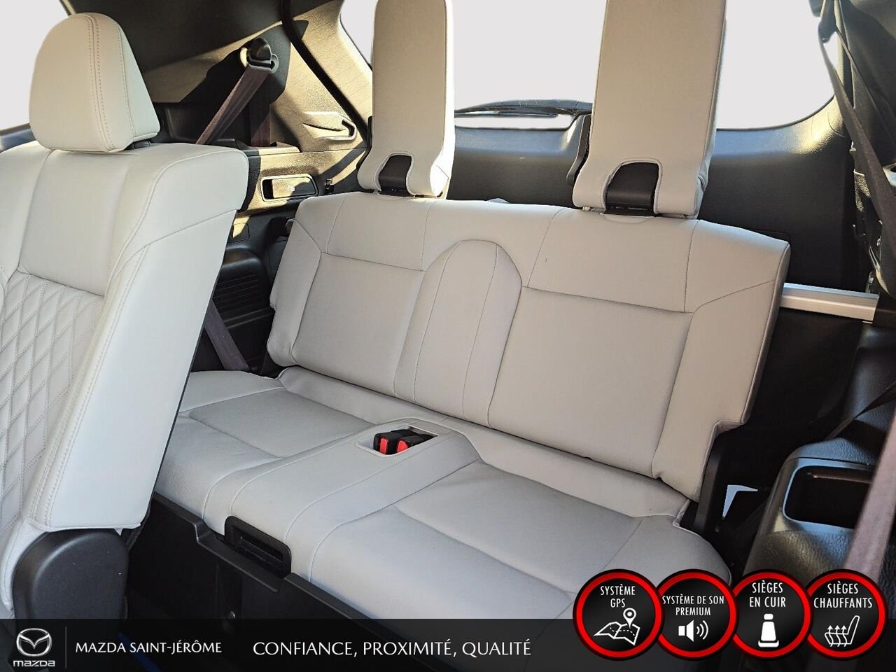 2024 Mitsubishi Outlander Red Ste-Agathe des Monts - photo #23