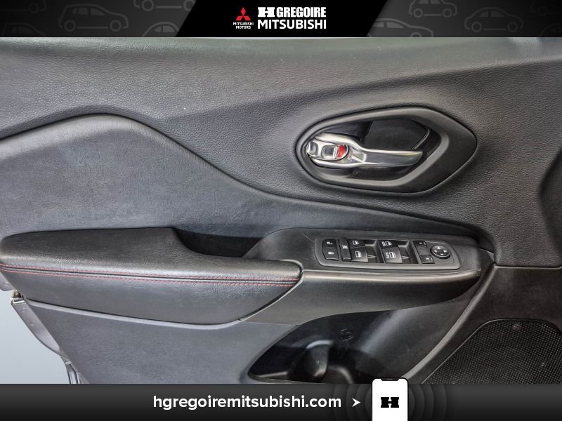 Jeep Cherokee 2019 Gris Blainville - photo #12