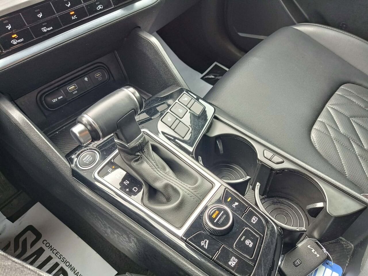 Kia Sportage 2023 Vert Nantes - photo #12