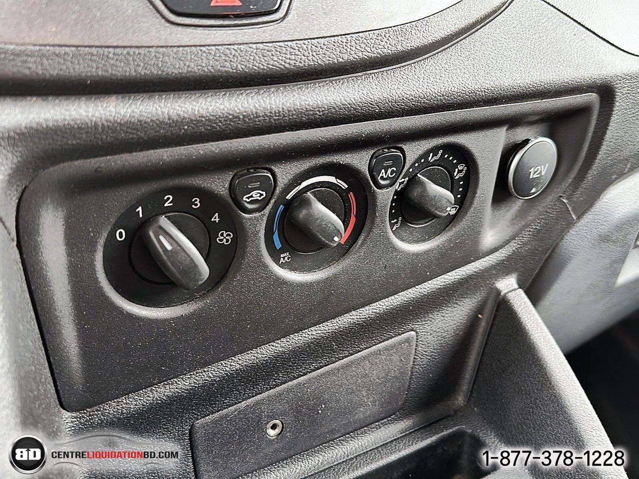 2018 Ford TRANSIT CUTAWAY BOITE 14 PIEDS | A8010 White Granby - photo #14