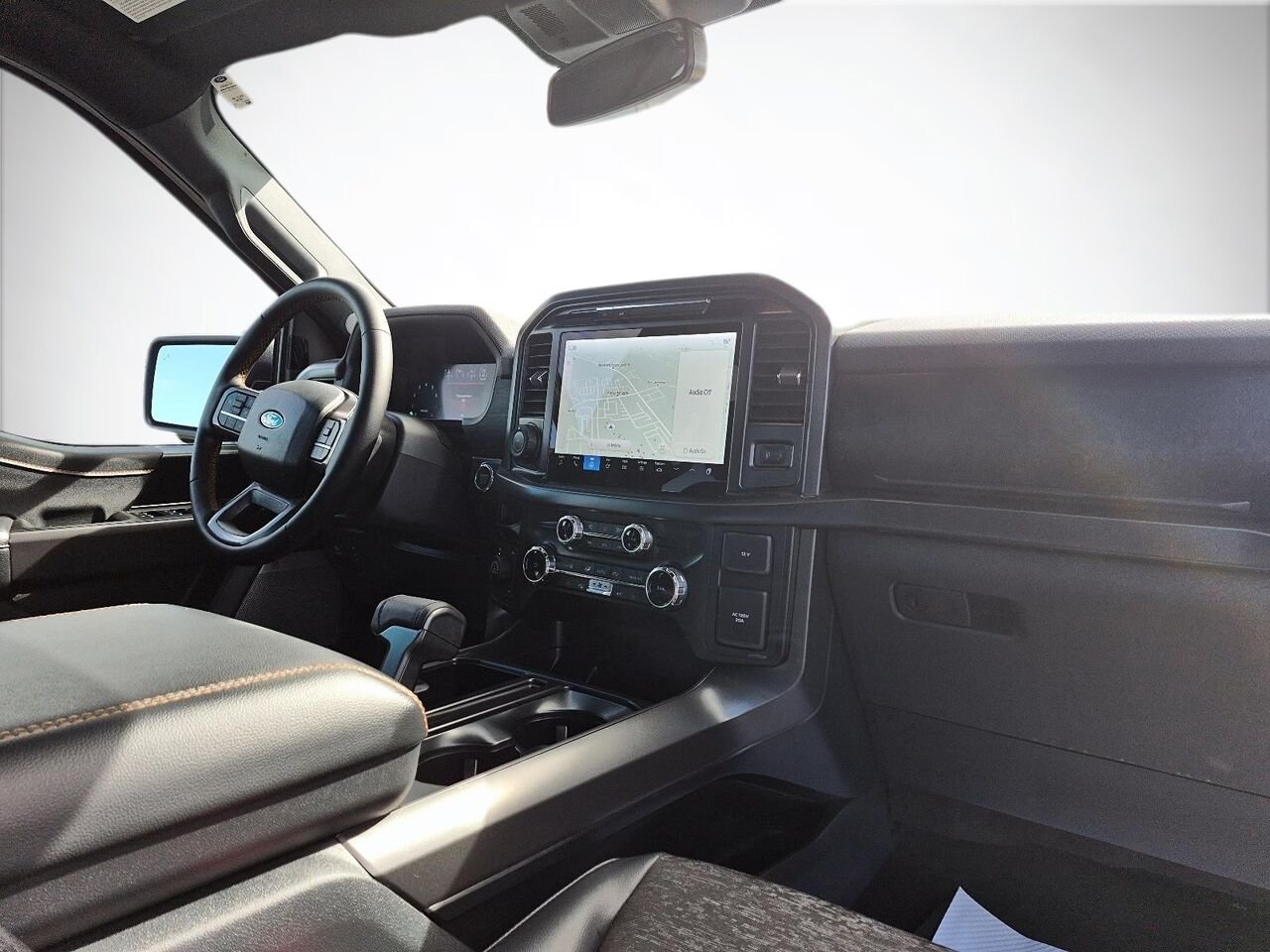 2025 Ford F-150 Black Saint-Jérôme - photo #27