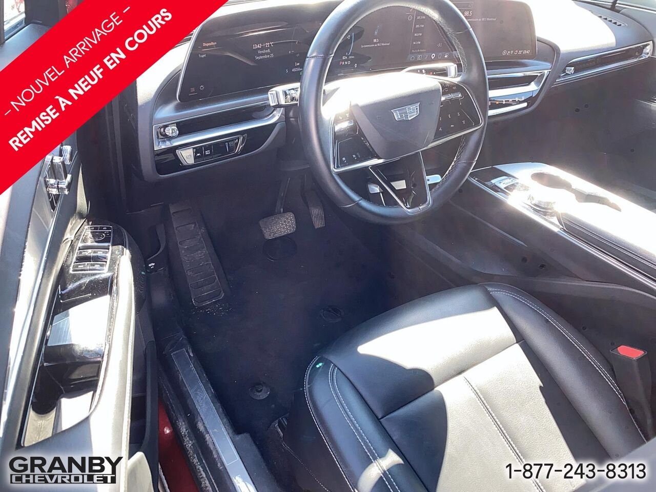 2024 Cadillac LYRIQ Tech 4 portes avec 1SA | G3888 Red Granby - photo #9