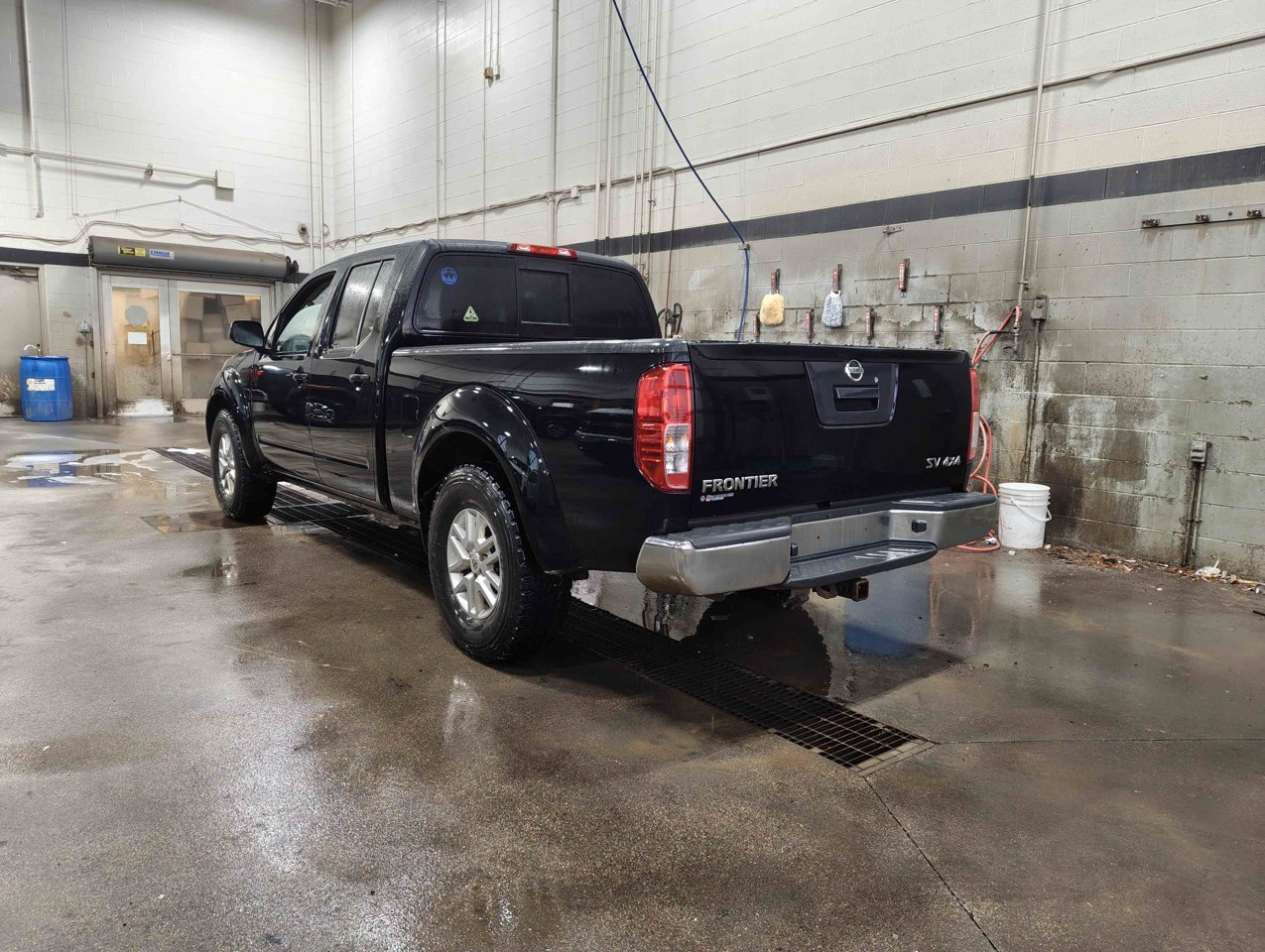 2016 Nissan Frontier 4WD Crew Cab LWB Auto SV Black Sherwood Park - photo #4