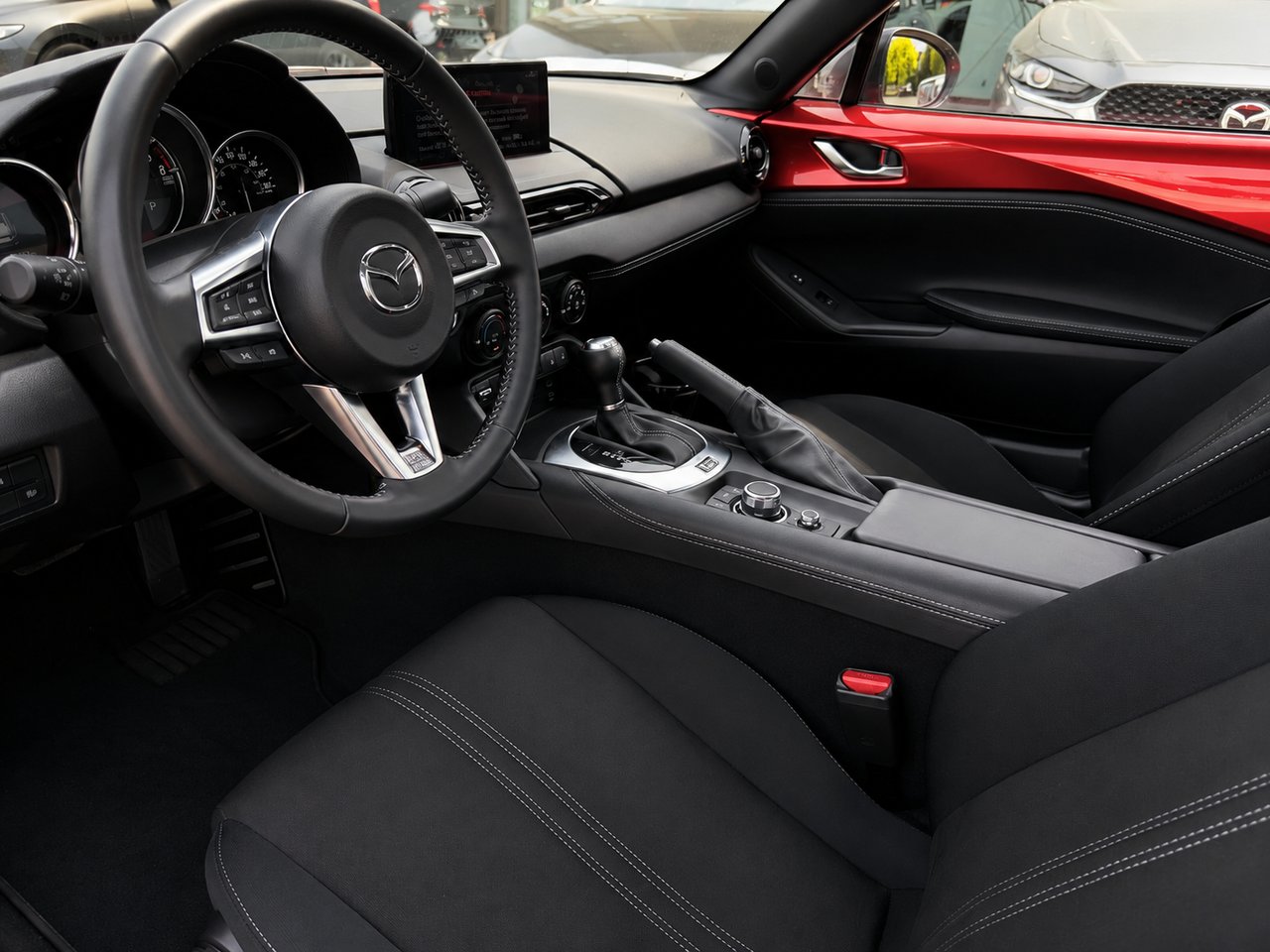 2024 Mazda MX-5 RF Red Châteauguay - photo #1