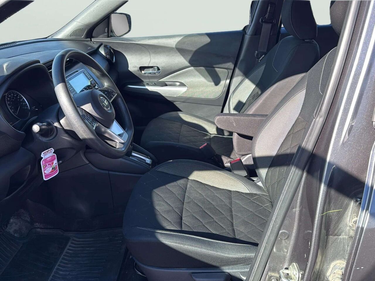 2020 Nissan Kicks SV Grey Gatineau - photo #17