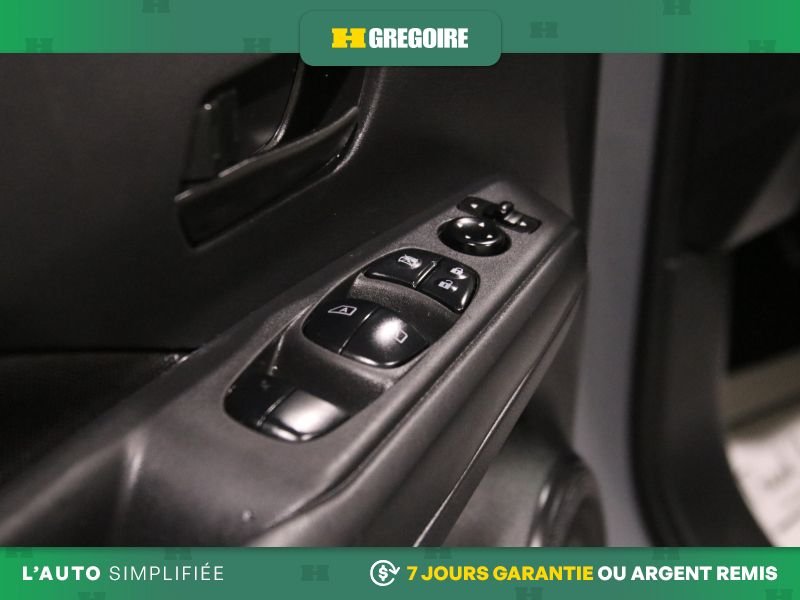 Nissan Kicks 2025 Gris Blainville - photo #15