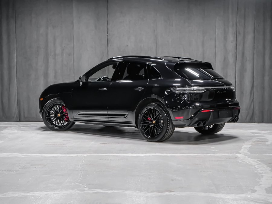 2025 Porsche Macan GTS Black