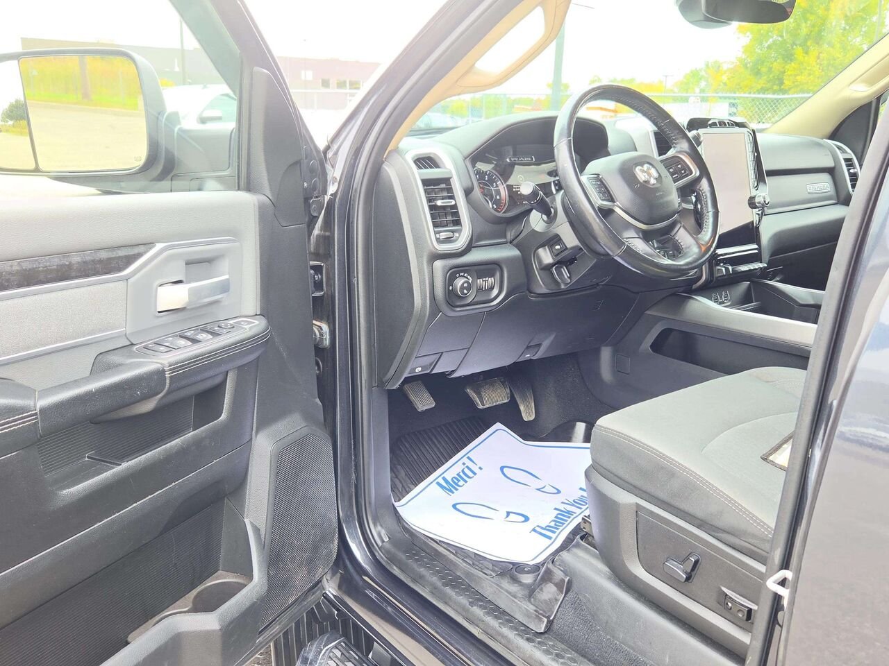 Ram 2500 Big Horn 2019 Gris Gatineau - photo #14