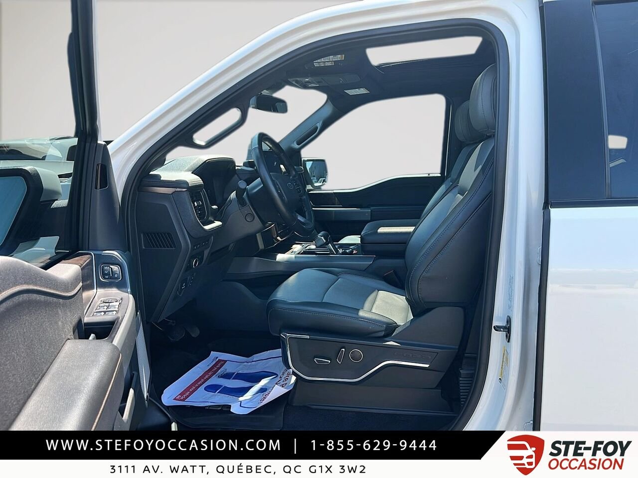 2023 Ford F-150 Lightning LARIAT SuperCrew LONG RANGE White Québec - photo #11
