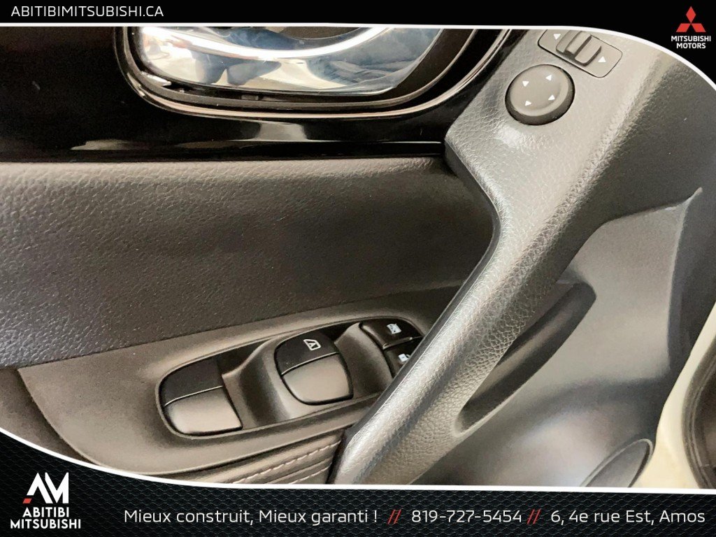 2023 Nissan QASHQAI White Amos - photo #10